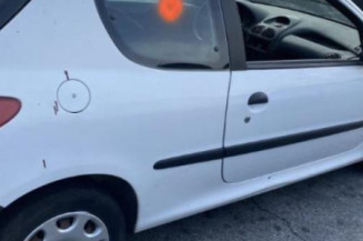 Calculateur moteur PEUGEOT 206