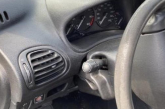 Calculateur moteur PEUGEOT 206