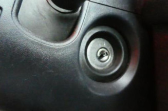 Calculateur moteur RENAULT CLIO 2