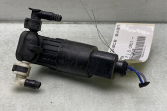 Pompe lave glace avant OPEL ASTRA K Photo n°1