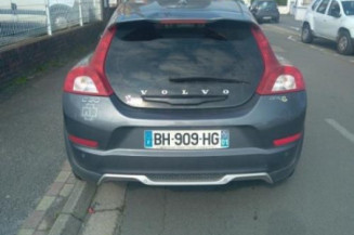 Pare boue arriere droit VOLVO C 30
