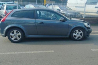 Pare boue arriere droit VOLVO C 30