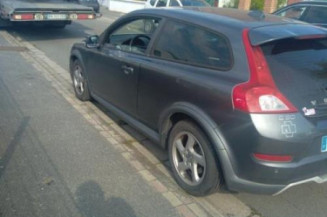 Pare boue arriere droit VOLVO C 30