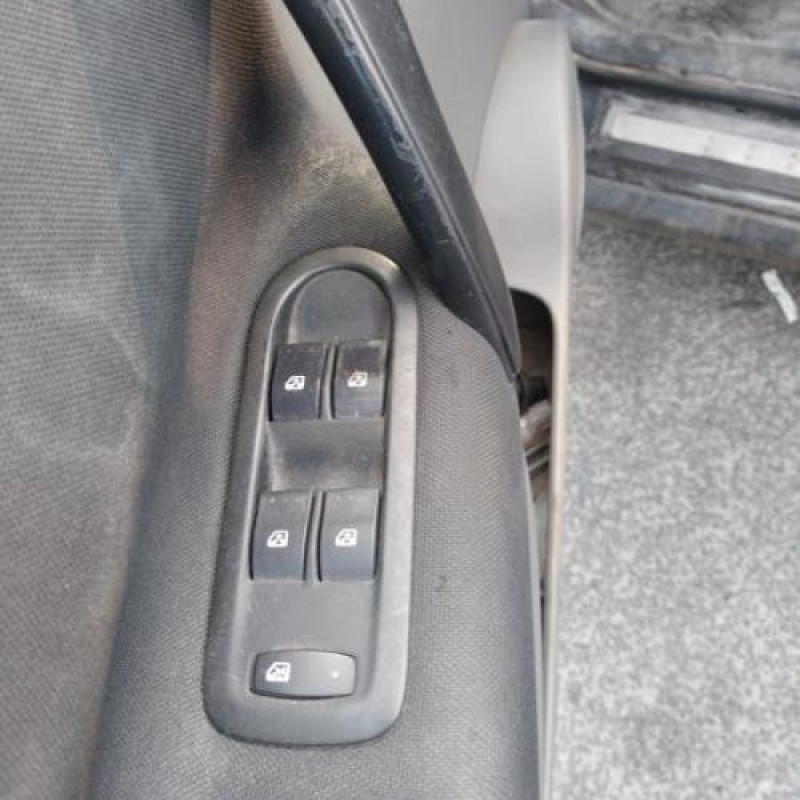 Extension d'aile avant droit RENAULT SCENIC 2 Photo n°16