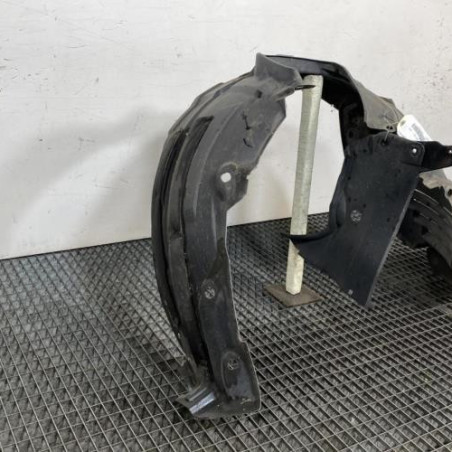 Pare boue avant gauche MAZDA 3 1