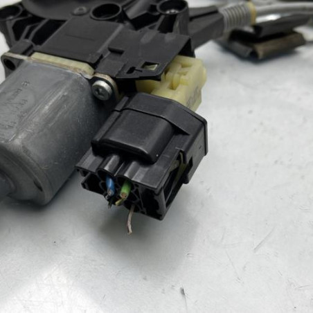 Leve vitre electrique avant gauche FORD FIESTA 6