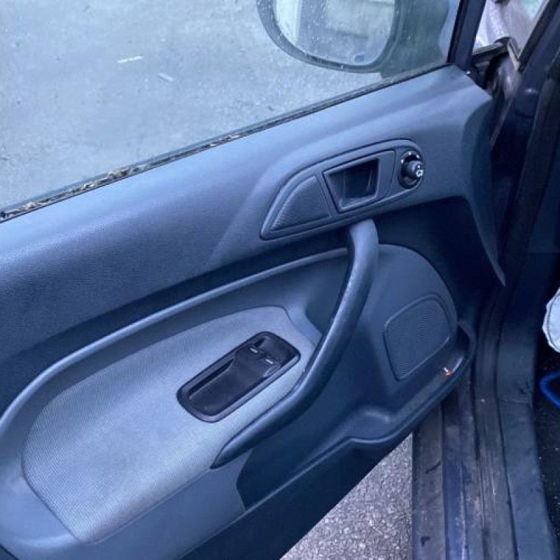 Moteur FORD FIESTA 6 Photo n°20