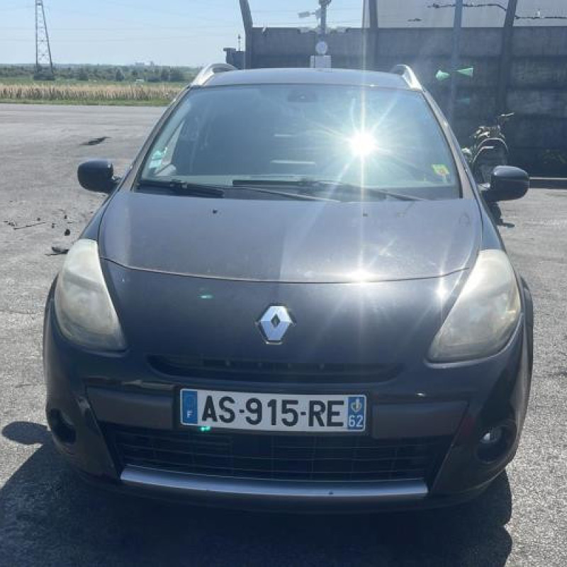 Moteur RENAULT CLIO 3 Photo n°1