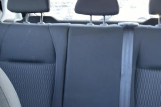 Plage arriere PEUGEOT 208 1