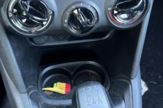 Plage arriere PEUGEOT 208 1