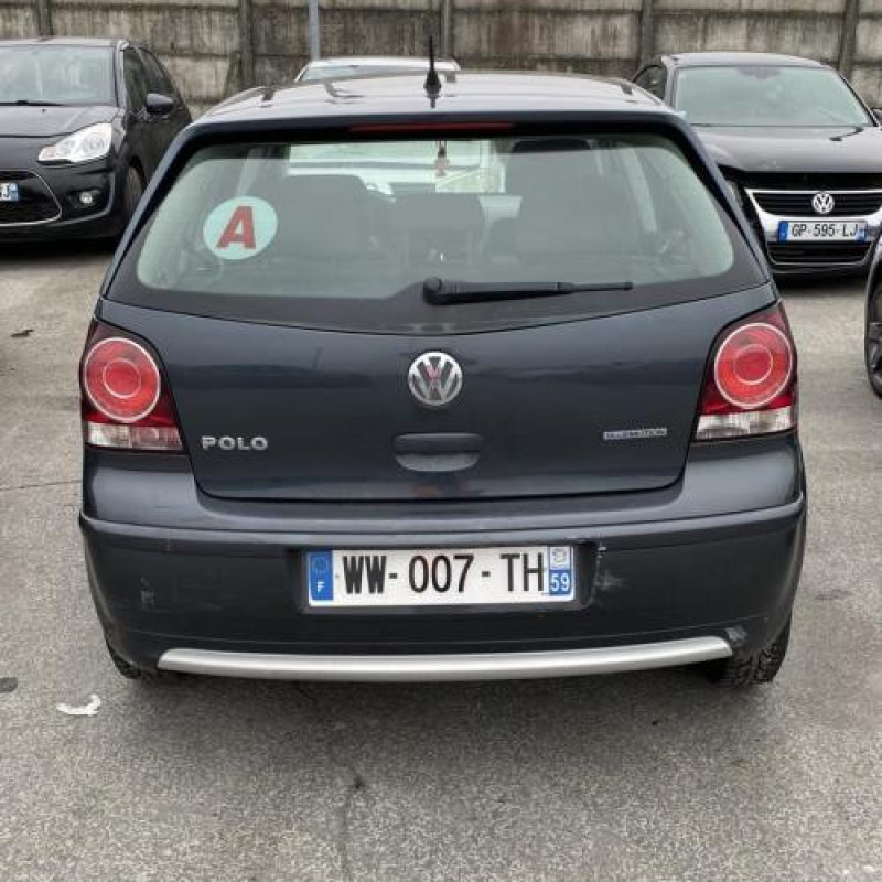 Plage arriere VOLKSWAGEN POLO 4 Photo n°10