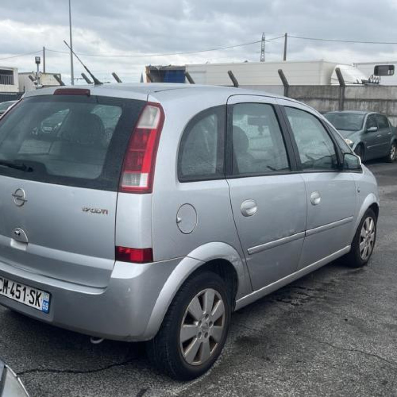 Plage arriere OPEL MERIVA A Photo n°8