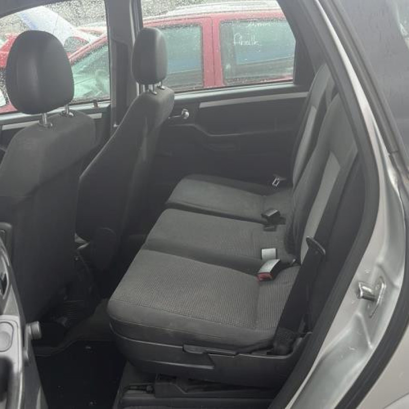 Plage arriere OPEL MERIVA A Photo n°10