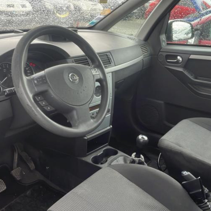 Plage arriere OPEL MERIVA A Photo n°11