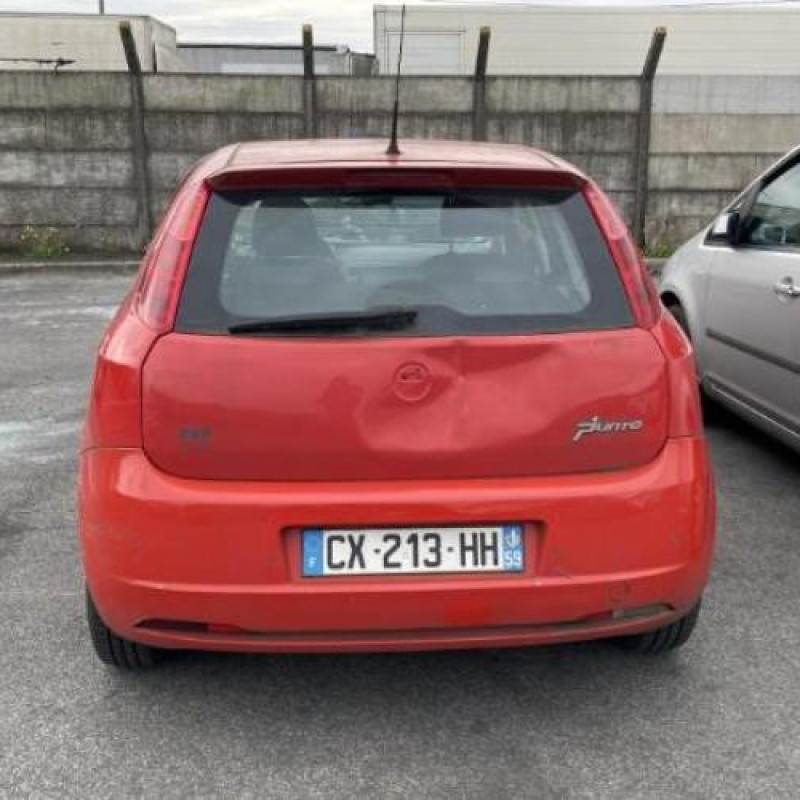 Plage arriere FIAT GRANDE PUNTO Photo n°11