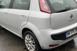 Plage arriere FIAT PUNTO EVO 3
