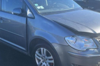 Plage arriere VOLKSWAGEN TOURAN 1