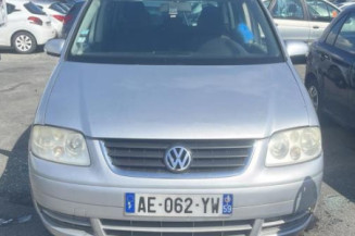 Plage arriere VOLKSWAGEN TOURAN 1