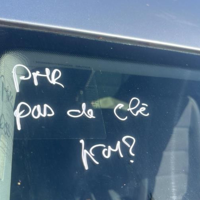 Plage arriere VOLKSWAGEN TOURAN 1 Photo n°19