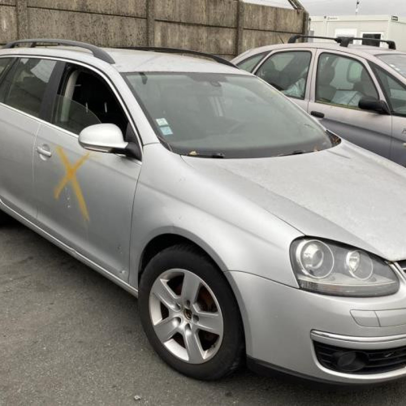 Plage arriere VOLKSWAGEN GOLF 5 Photo n°5