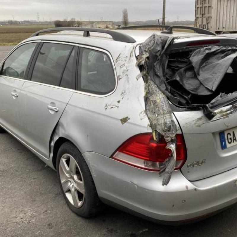 Plage arriere VOLKSWAGEN GOLF 5 Photo n°10