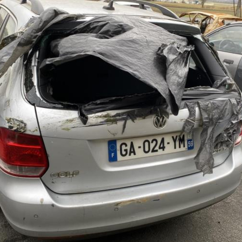 Plage arriere VOLKSWAGEN GOLF 5 Photo n°11