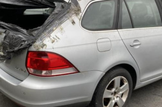 Plage arriere VOLKSWAGEN GOLF 5