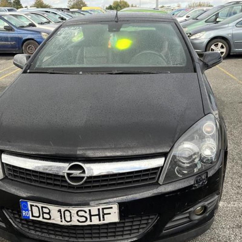 Aile avant droit OPEL ASTRA H Photo n°6