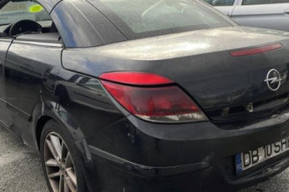 Aile avant droit OPEL ASTRA H