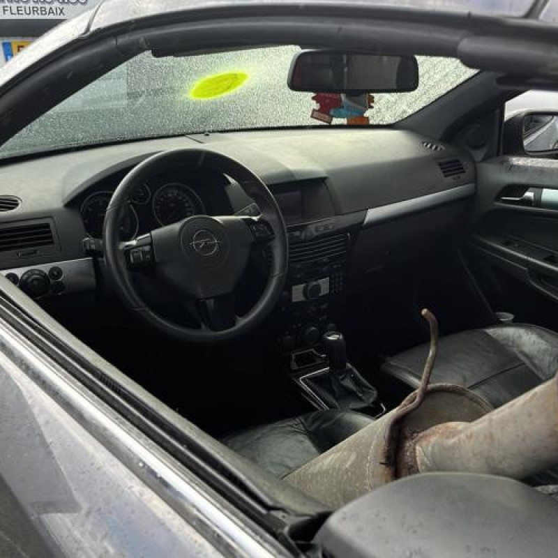 Aile avant droit OPEL ASTRA H Photo n°11
