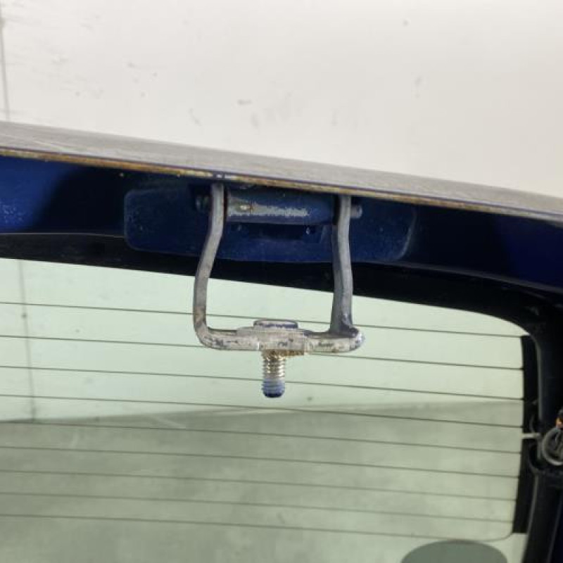 Malle/Hayon arriere RENAULT TWINGO 1 Photo n°9