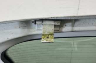 Malle/Hayon arriere OPEL CORSA D