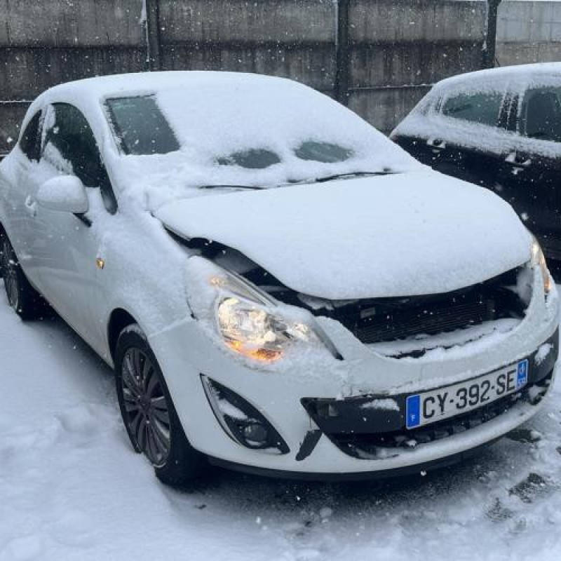 Malle/Hayon arriere OPEL CORSA D Photo n°13