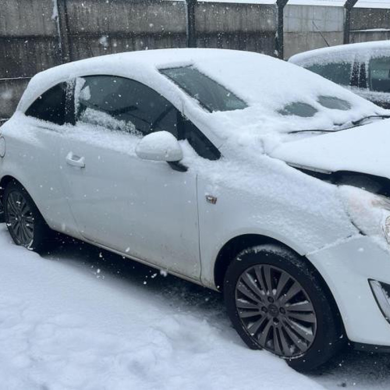 Malle/Hayon arriere OPEL CORSA D Photo n°16