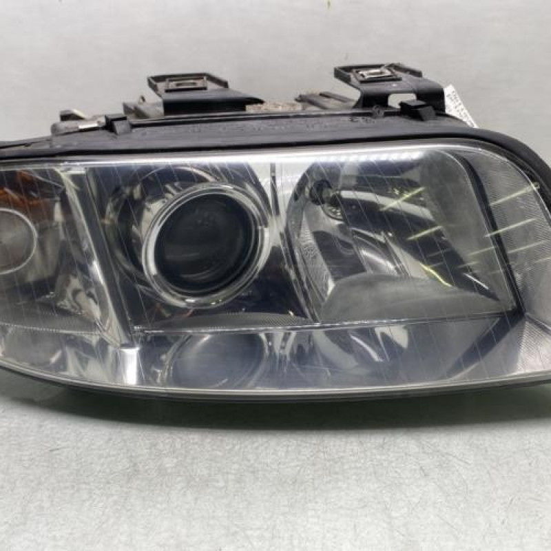 Optique avant principal droit (feux)(phare) AUDI A6 2 Photo n°1
