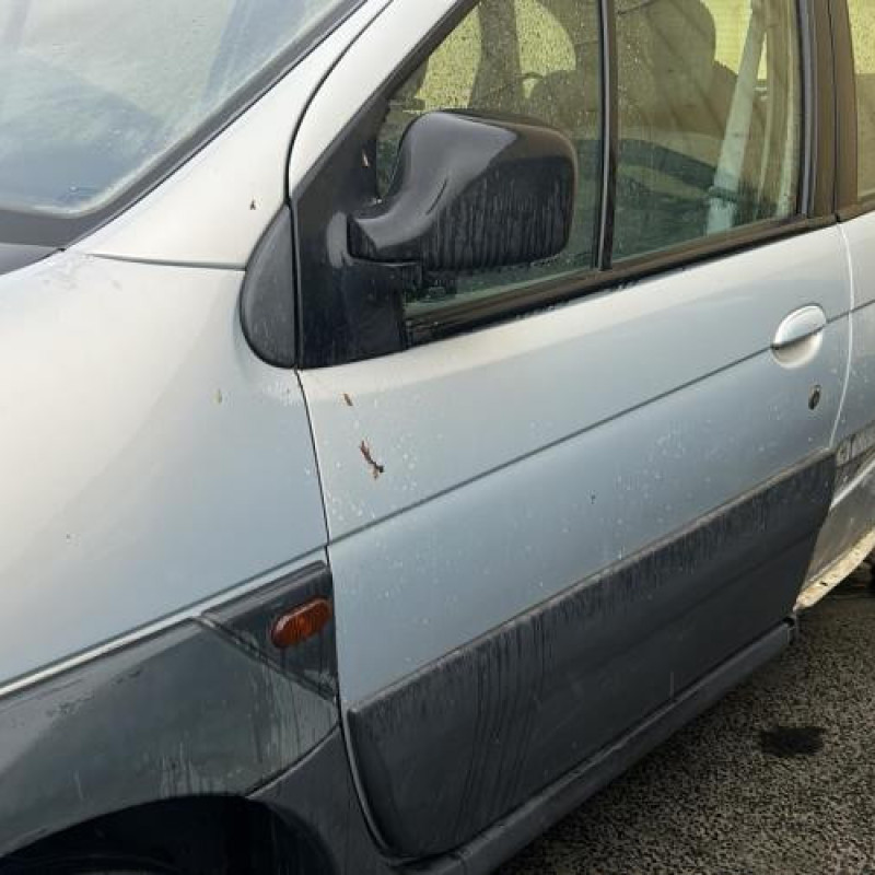 Moteur RENAULT SCENIC 1 Photo n°5