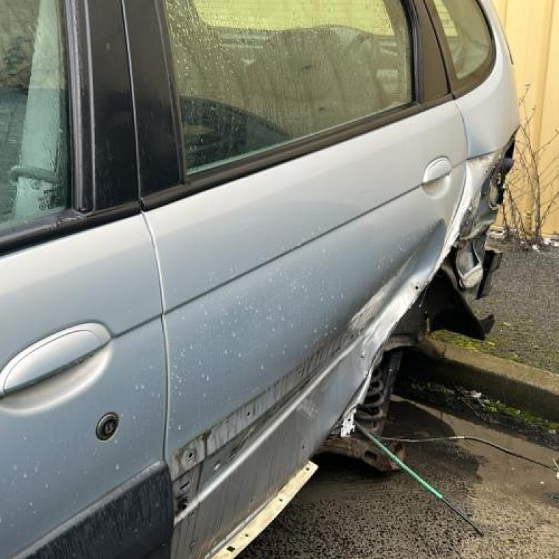 Moteur RENAULT SCENIC 1 Photo n°6