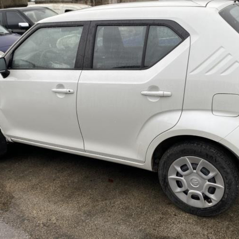 Feu arriere secondaire gauche (feux) SUZUKI IGNIS 3 Photo n°7