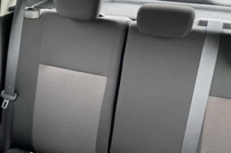 Feu arriere secondaire gauche (feux) SUZUKI IGNIS 3