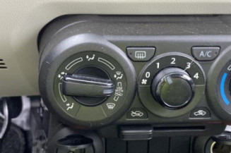 Feu arriere secondaire gauche (feux) SUZUKI IGNIS 3