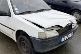 Porte avant droit PEUGEOT 106