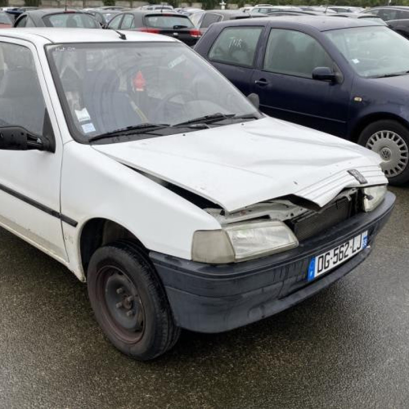 Porte avant droit PEUGEOT 106 Photo n°8