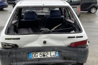 Porte avant droit PEUGEOT 106