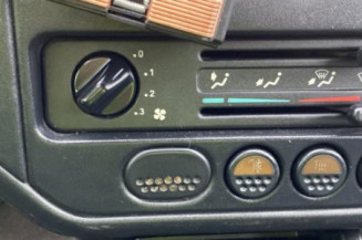 Porte avant droit PEUGEOT 106