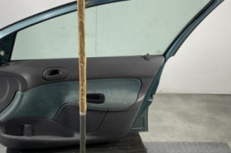 Porte avant droit PEUGEOT 206