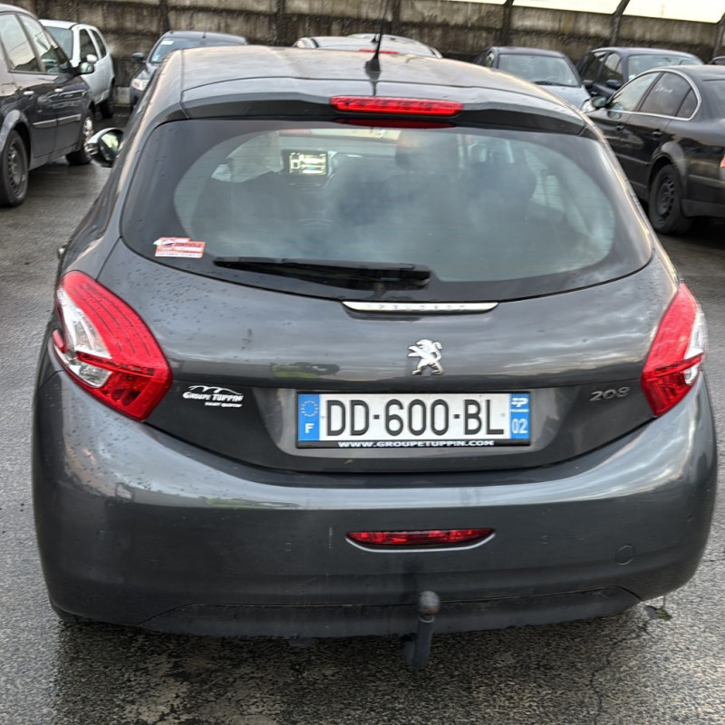 PEUGEOT 208 1 PHASE 1 1.2 VTI - 12V Photo n°5