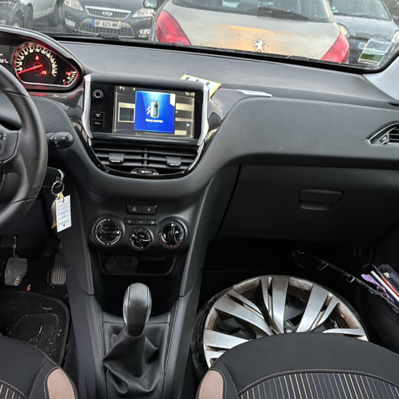 PEUGEOT 208 1 PHASE 1 1.2 VTI - 12V Photo n°13