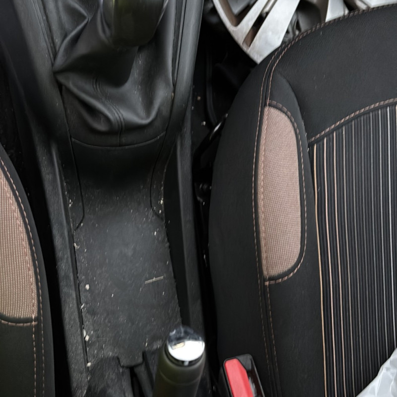 PEUGEOT 208 1 PHASE 1 1.2 VTI - 12V Photo n°17
