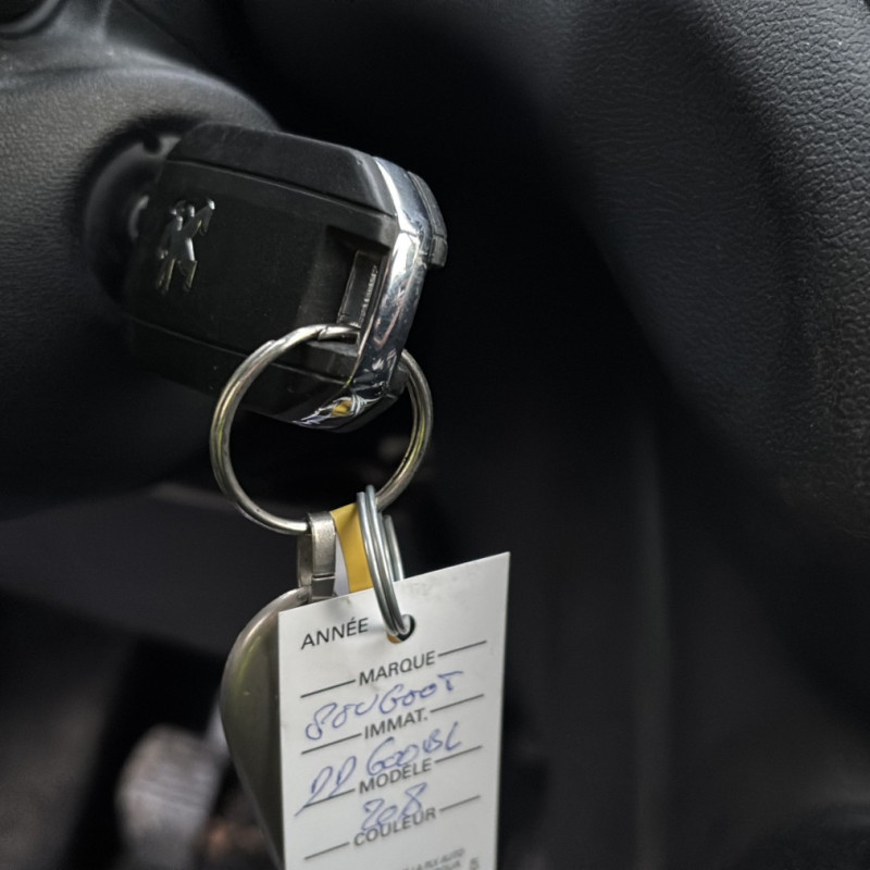 PEUGEOT 208 1 PHASE 1 1.2 VTI - 12V Photo n°19