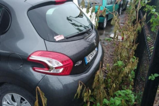 PEUGEOT 208 1 PHASE 1 1.2 VTI - 12V